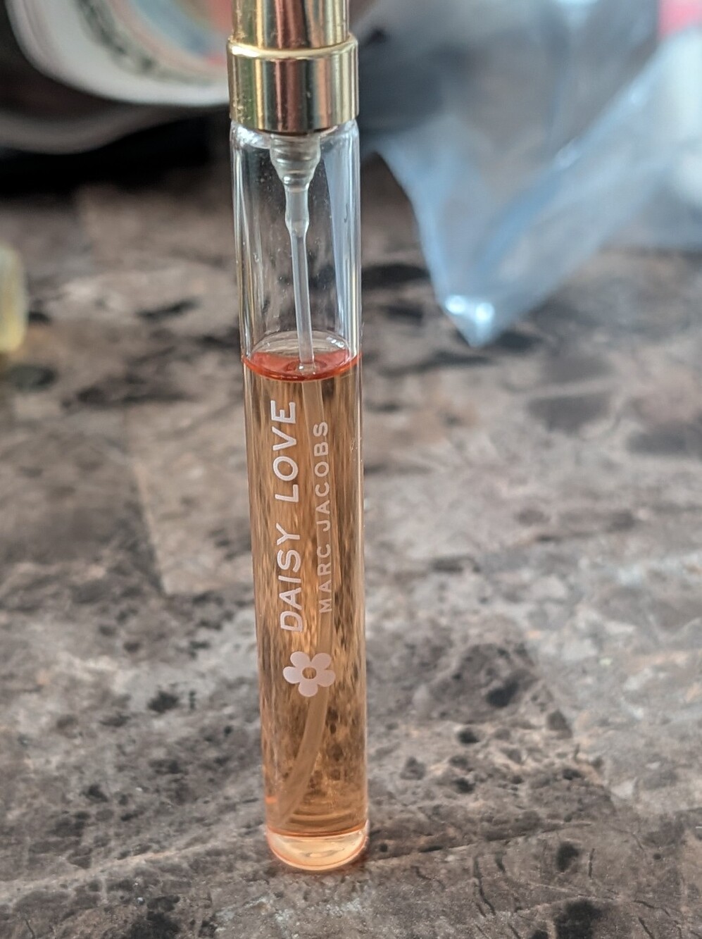 Marc Jacobs Daisy Love Travel Spray / Sample Vial